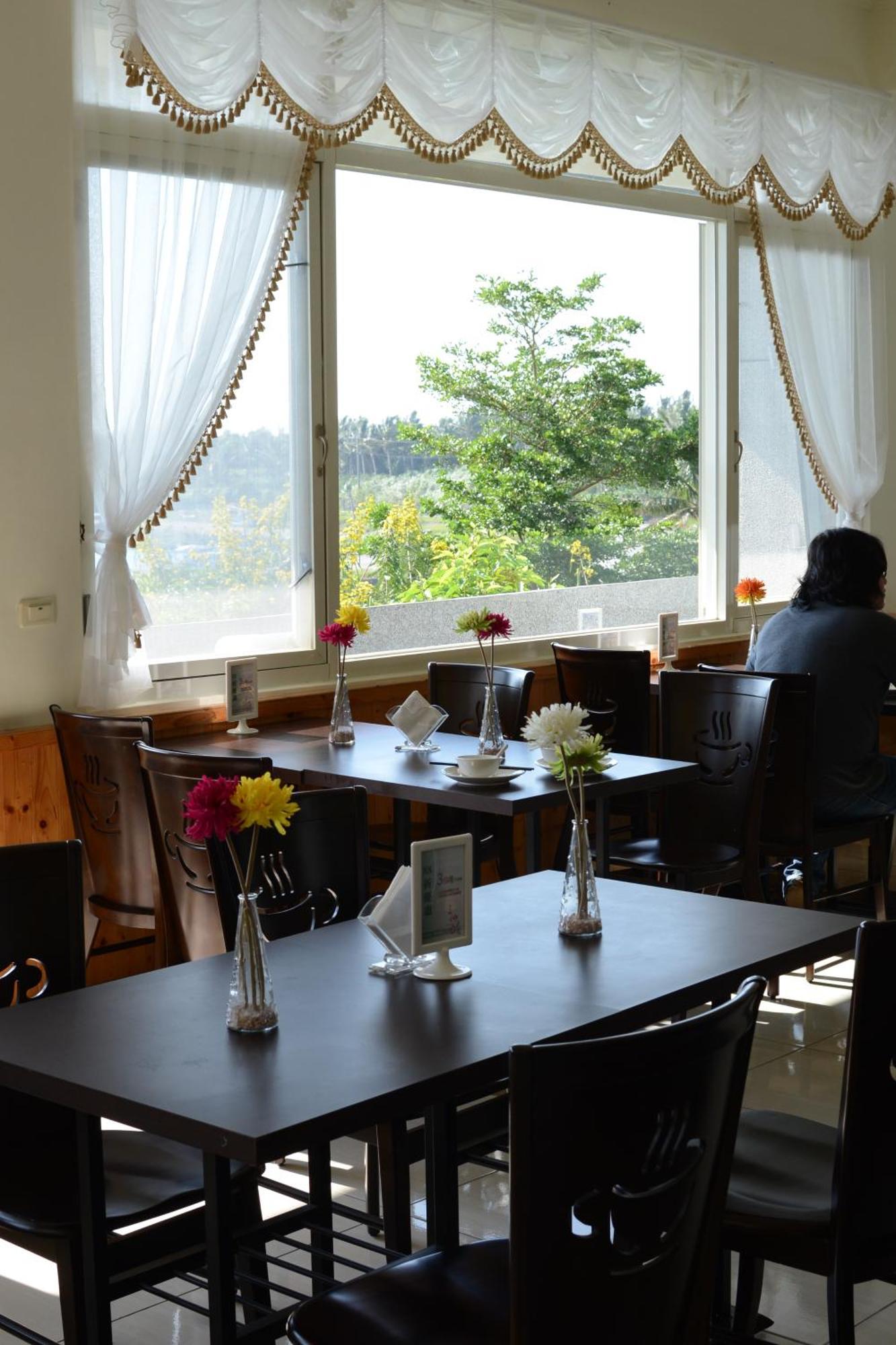 Sansendai Sea View B&B Chenggong Exteriör bild